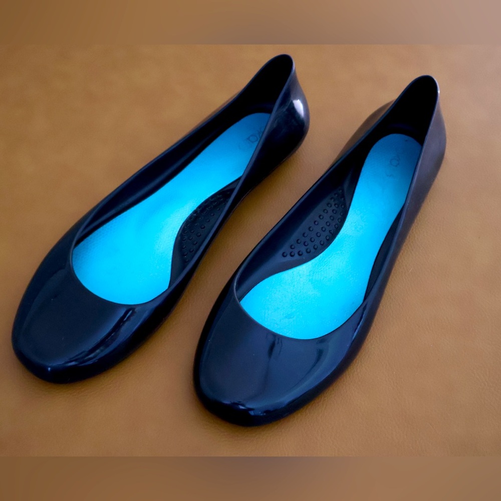 Taylor Shiny Ballet Flats